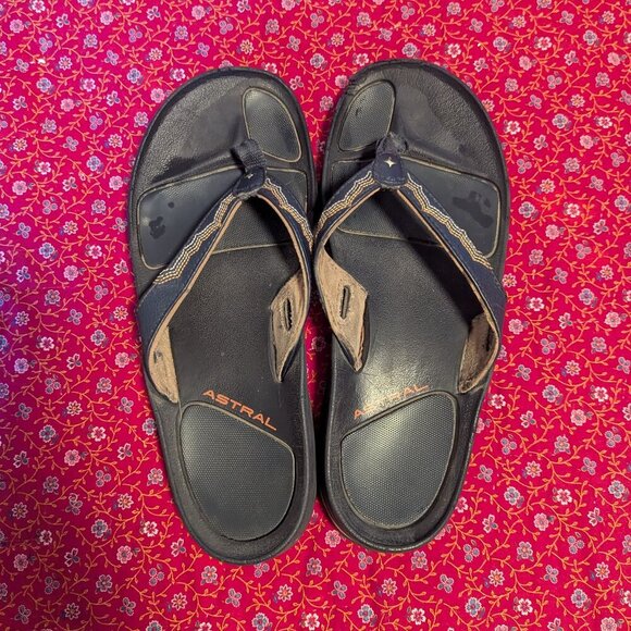 Astral Rosa Flip Flop Thong Sandals Size 8 Waterproof Orthotic Activewear - Picture 3 of 9